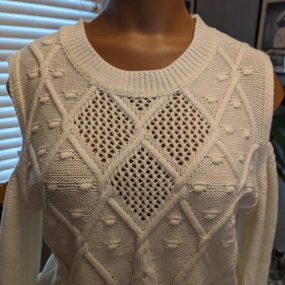 CLEARANCE SALE!! Shein Sweater - Size XS 💜 - Picture 3 of 9